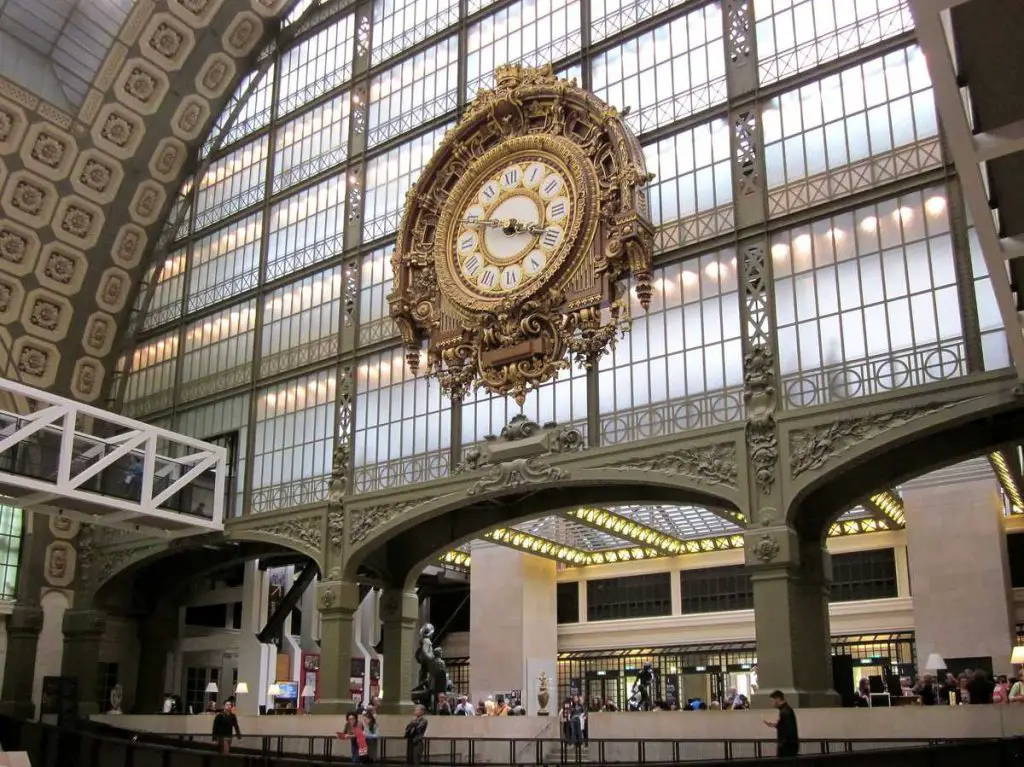 Herrliche Architektur im Musée d'Orsay